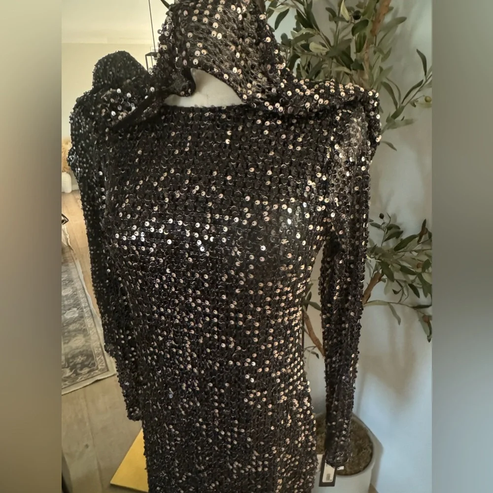 NWT | Betsy & Adam | Long Sleeve Raindrop Sequin Drape Dress | Sz 4 - Picture 4 of 6